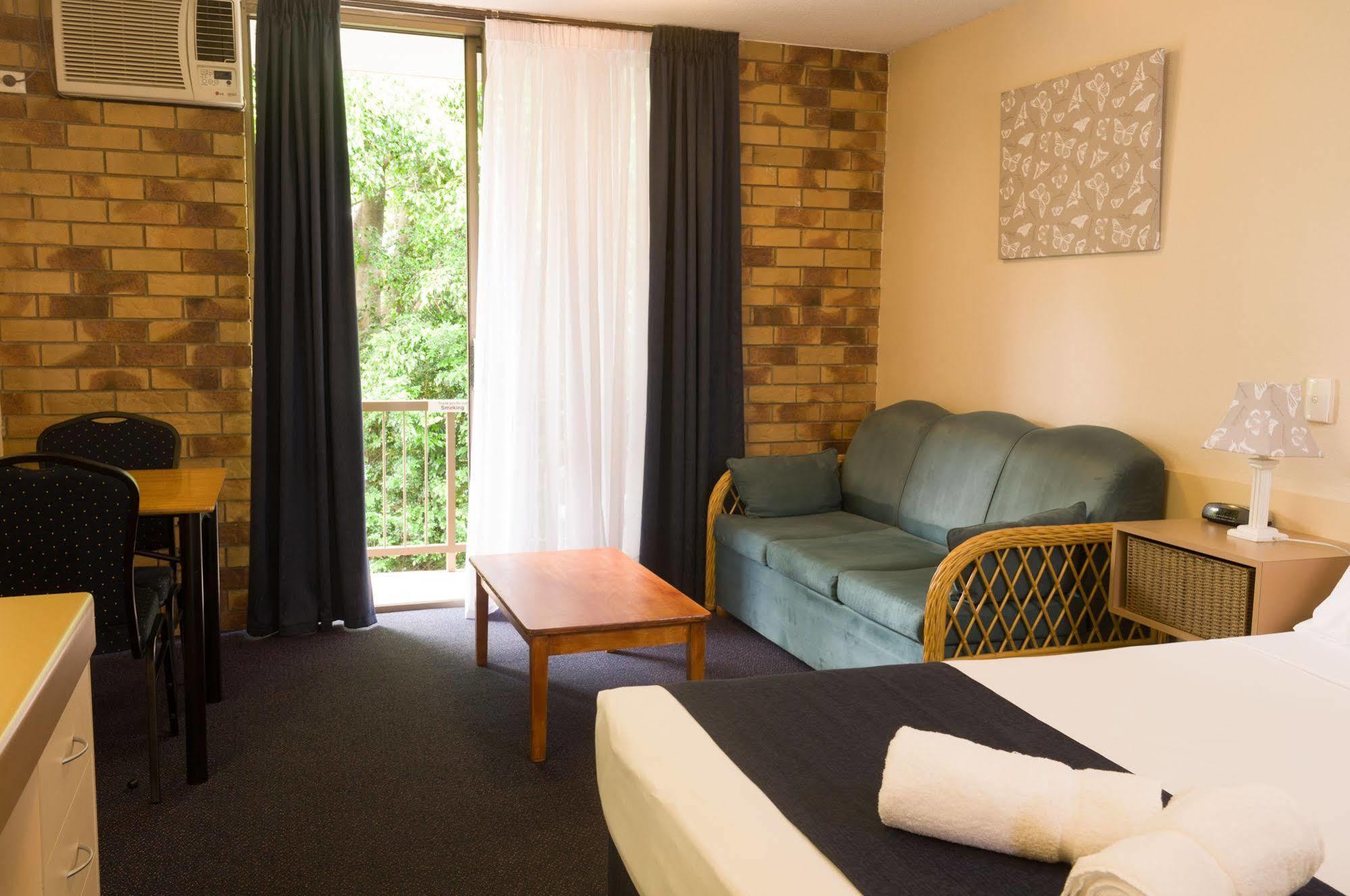 Lancaster Court Motel Brisbane Exterior photo